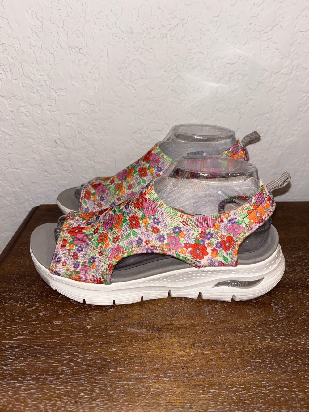 Skechers Arch Fit City Catch Floral Print Sandal Shoes - Picture 5 of 8